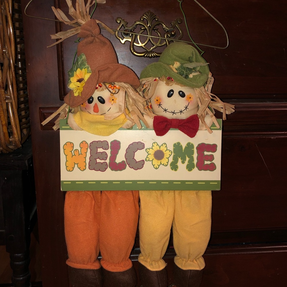 WELCOME Fall Harvest scarecrows sign door hang SUPER CUTE HALLOWEEN THANKSGIVING